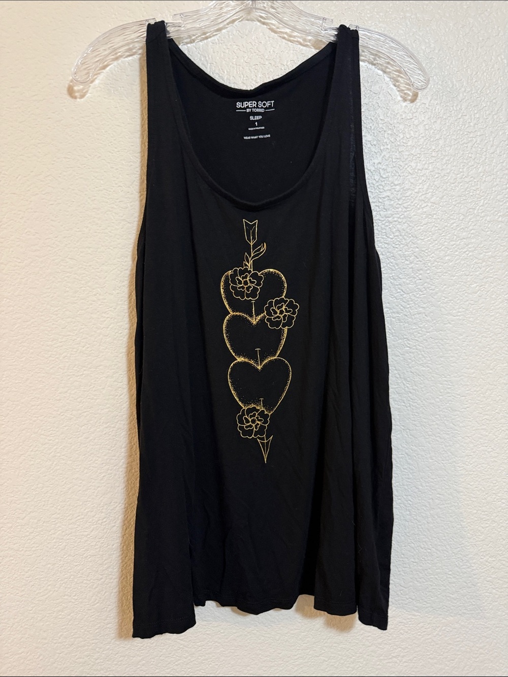 torrid Black Tank with Gold Heart & Arrow Graphic Super Soft by Torrid Sleep